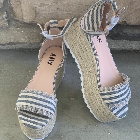 Stripped Espadrille wedge - Picture 4 of 5